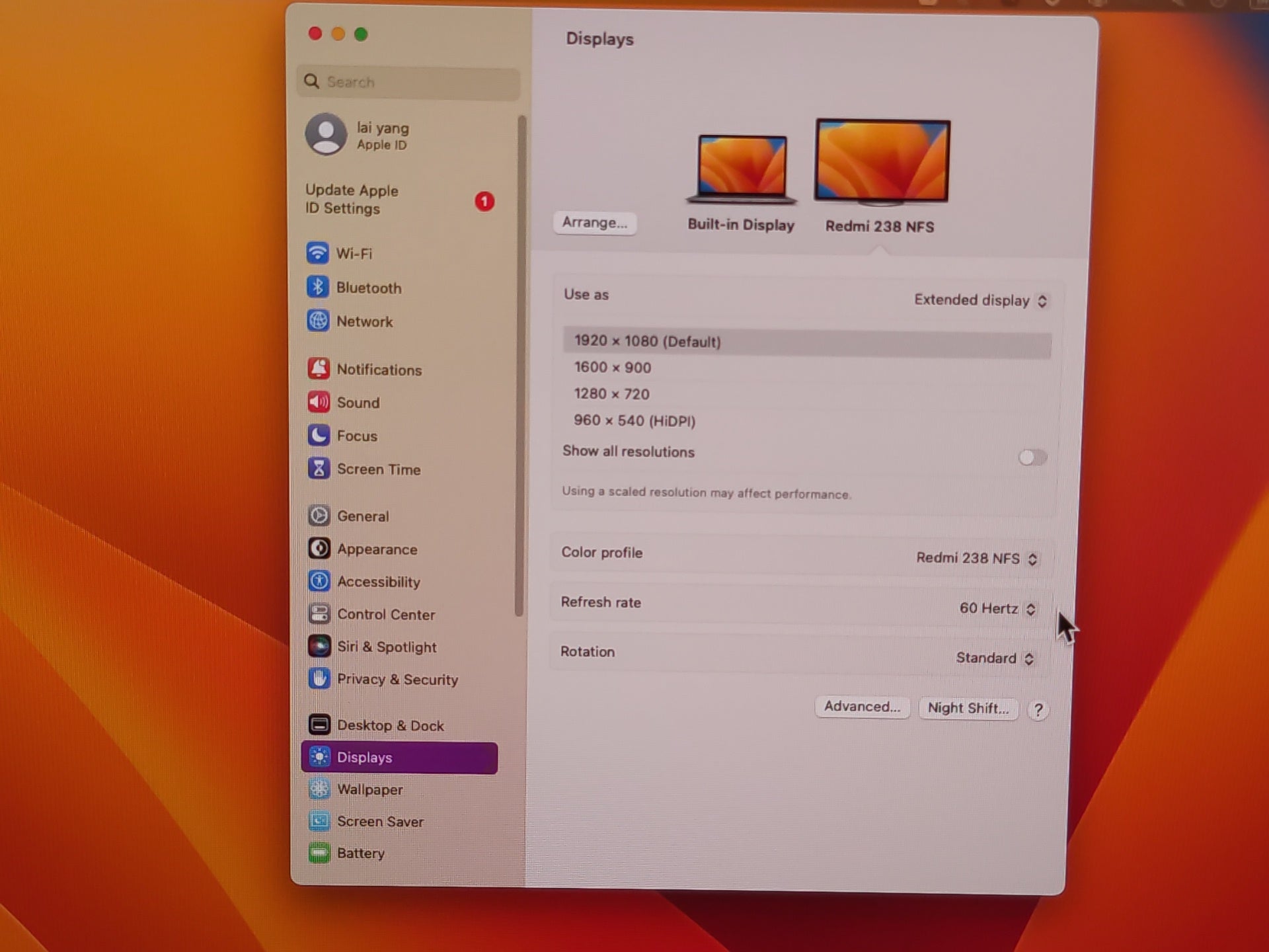 When using the Minisopuru Dock/Hub, one of my monitors turns off after some time, how do I resolve it?