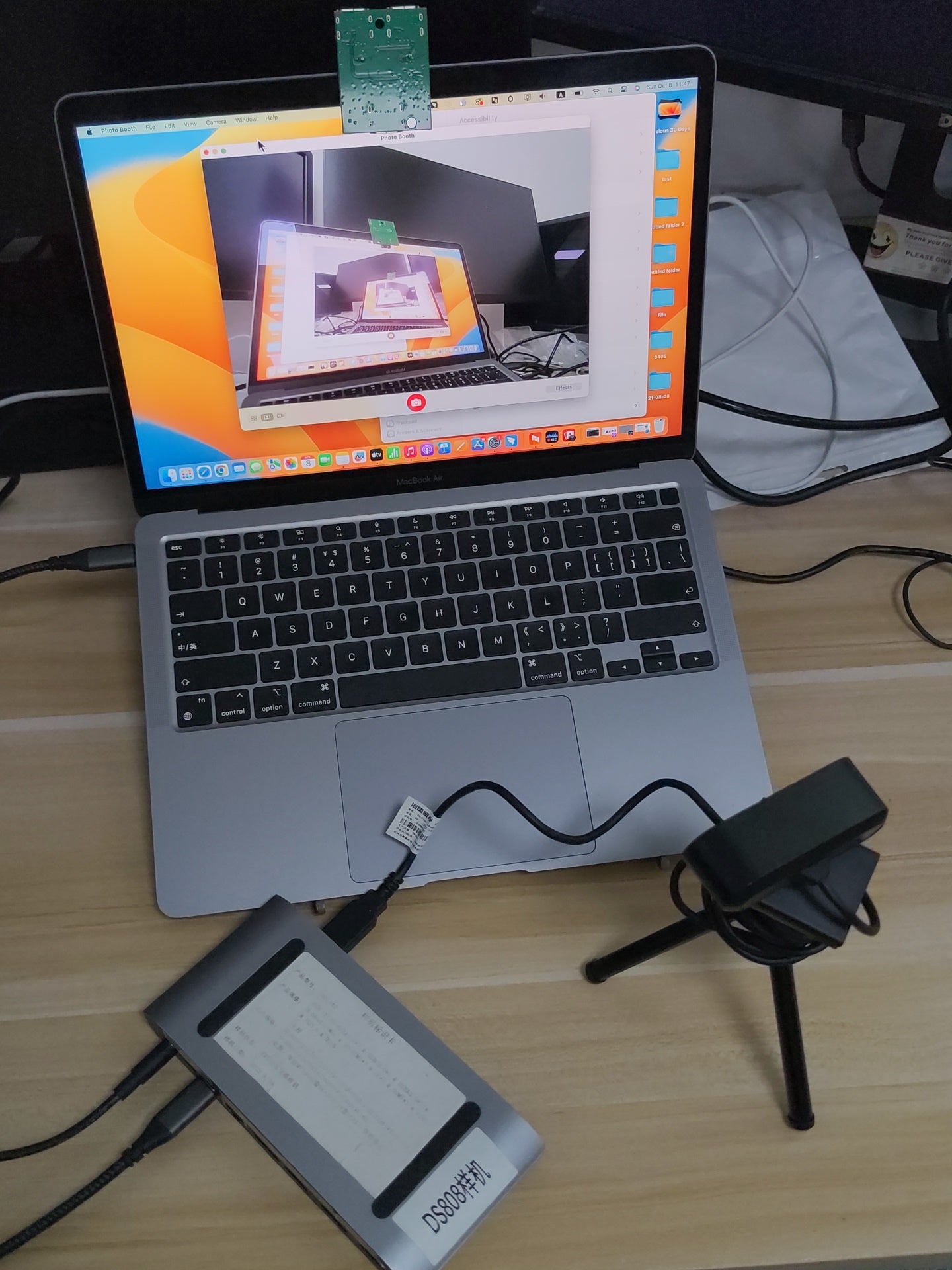 When I connect the streaming camera/webcam to Minisopuru Docking Station, but it doesn't work, how should I solve it?